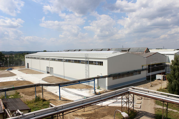 V roce 2015 jsme realizovali prostřednictvím generálního dodavatele výstavbu skladové haly známé společnosti ArcelorMittal Tubular Products Karviná a.s.